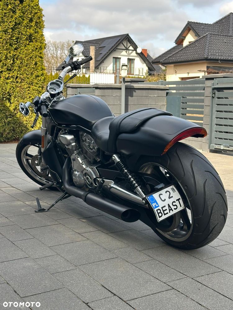 Harley-Davidson V-Rod Muscle - 2