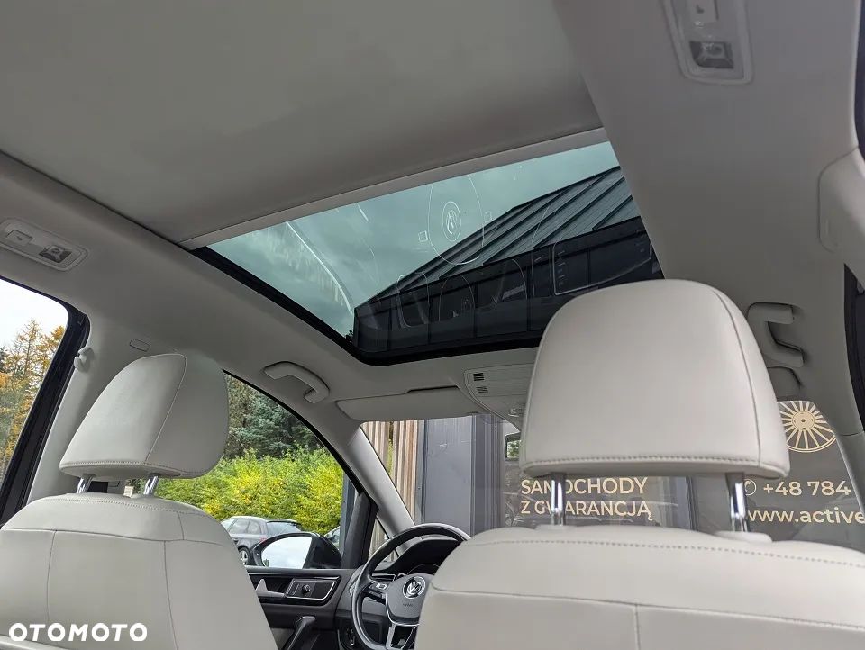 Volkswagen Golf Sportsvan 2.0 TDI SCR DSG Highline - 18