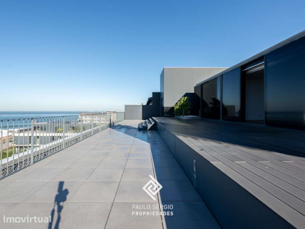 Penthouse de luxo T5 Dúplex, localizada na primeira linha de mar na... - Grande imagem: 3/41