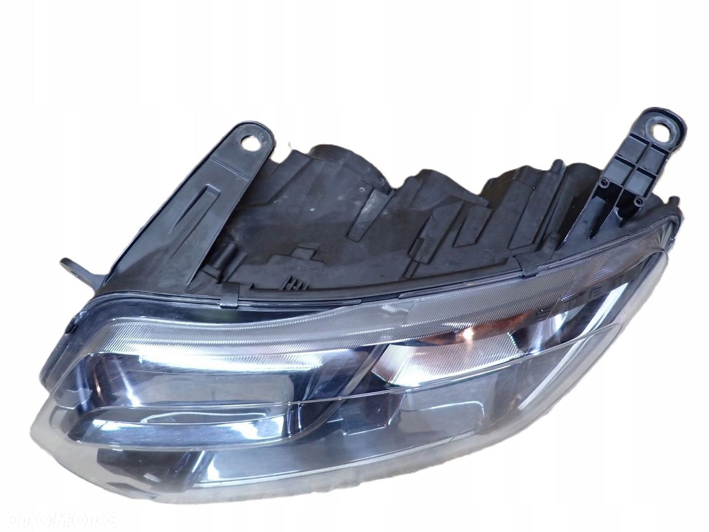 LAMPA LEWA REFLEKTOR LEWY DACIA DUSTER 2 II 2017-2021R 260609367R - 2