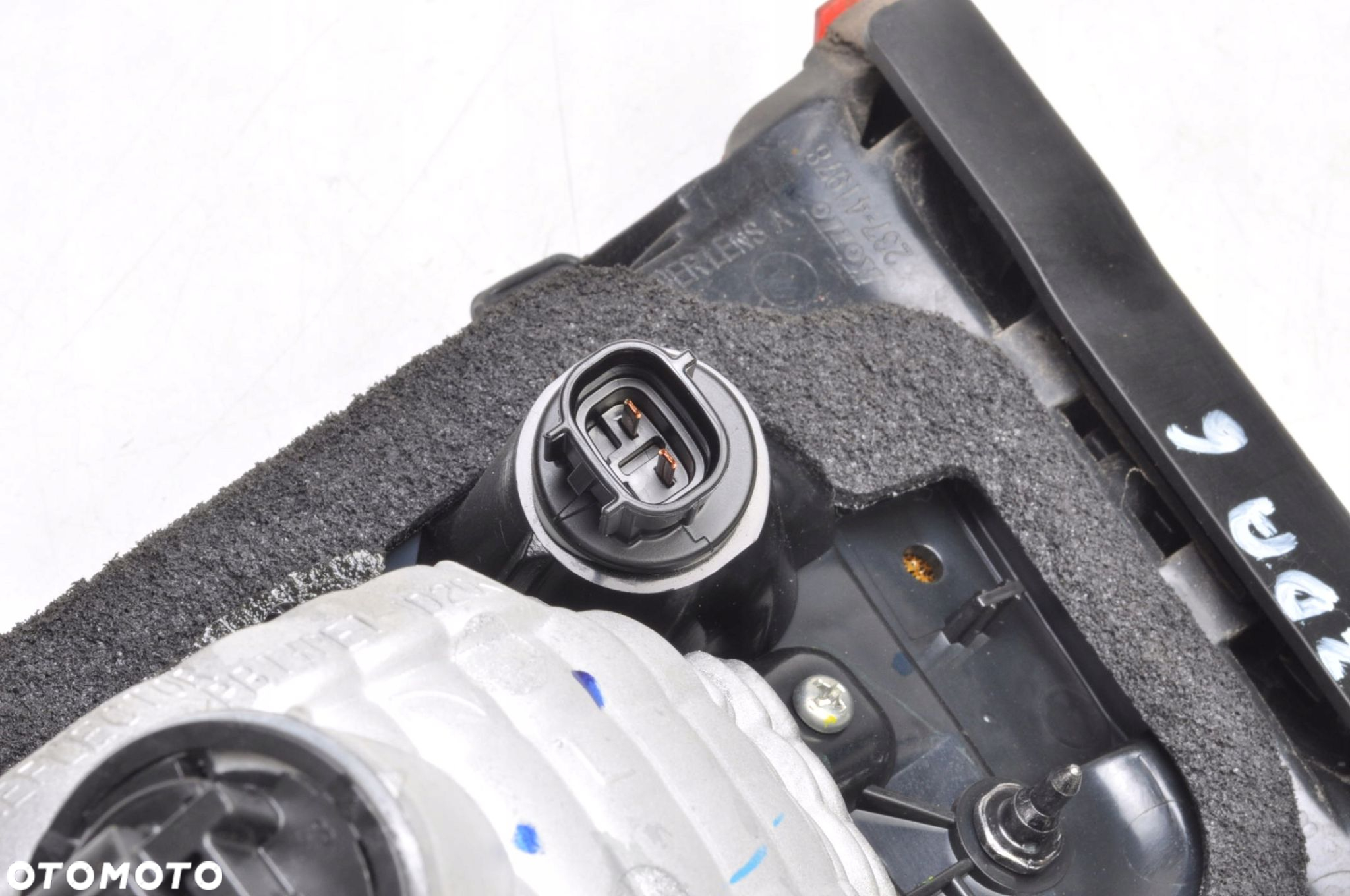 MAZDA 6 GJ LAMPA LEWA TYLNA W KLAPE SEDAN 237-41978 - 6