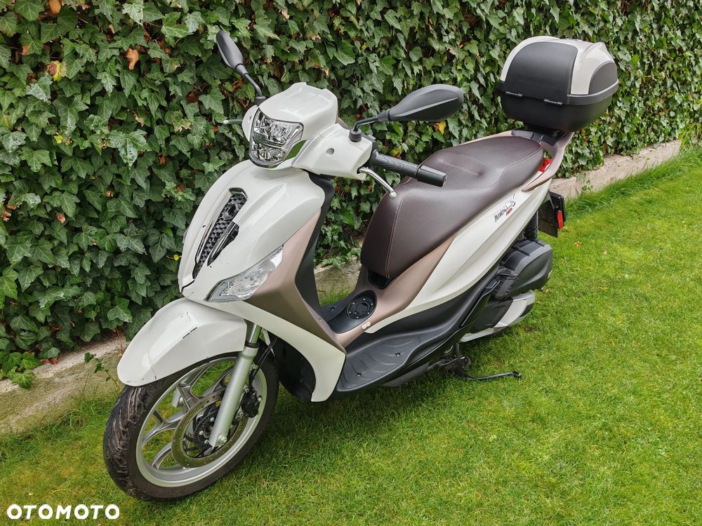 Piaggio Medley - 1