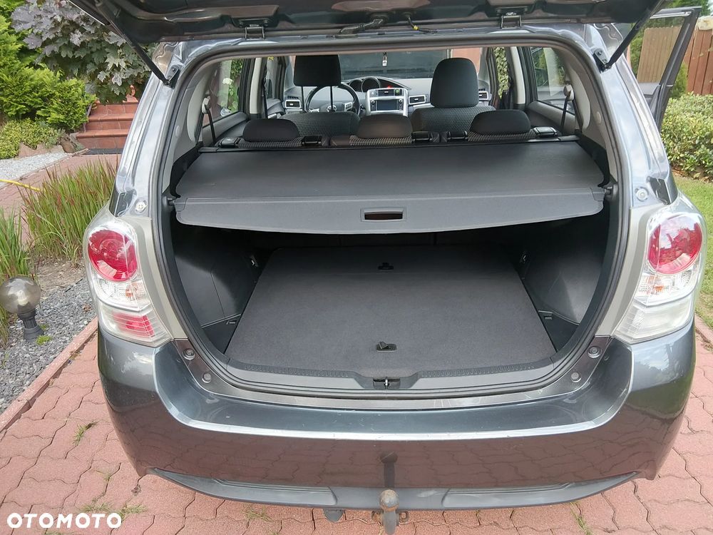 Toyota Verso - 17