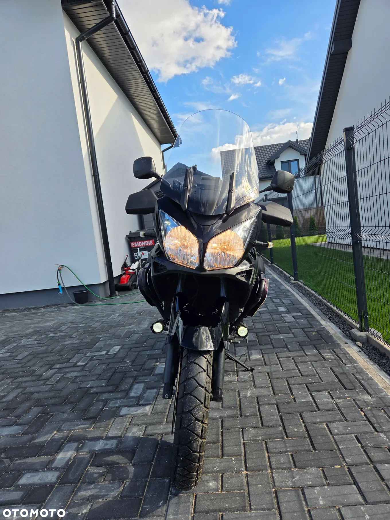 Suzuki V-STROM - 7