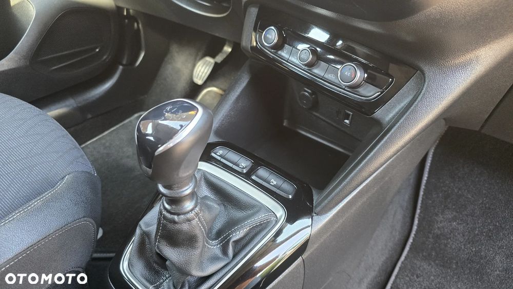 Opel Corsa 1.2 Direct Injection Turbo Start/Stop GS - 22