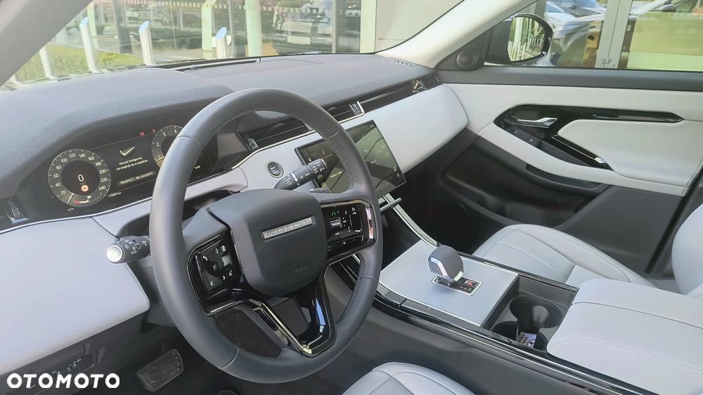 Land Rover Range Rover Evoque - 16