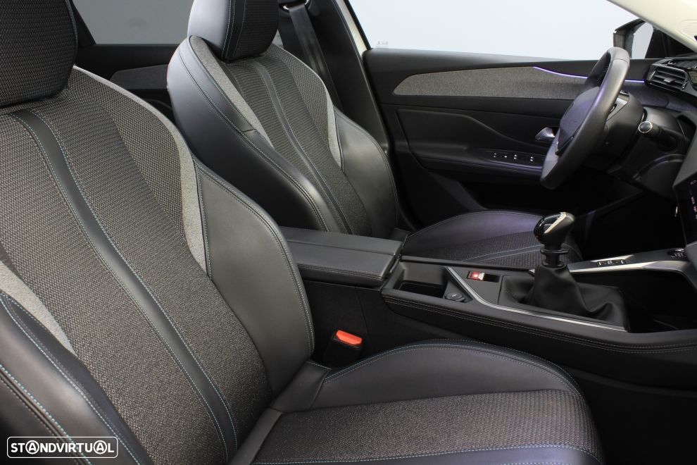 Peugeot 308 SW 1.2 PureTech Allure - 20
