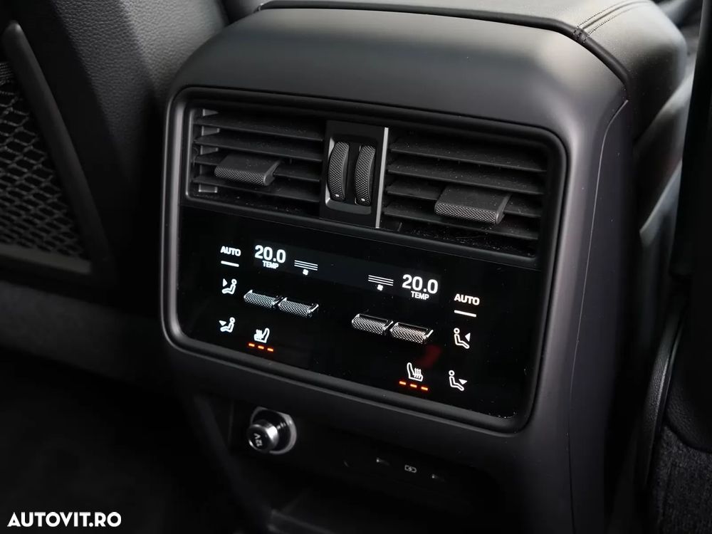 Porsche Cayenne Coupe E-Hybrid - 30