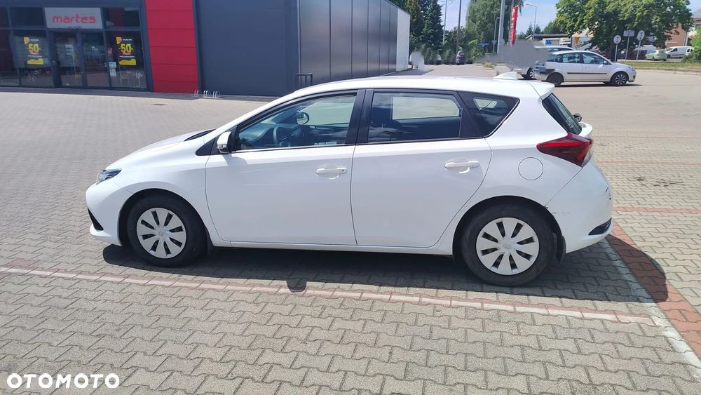 Toyota Auris 1.4 D-4D Business Edition - 4