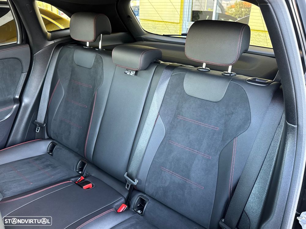 Mercedes-Benz GLA 250 e AMG Line - 33