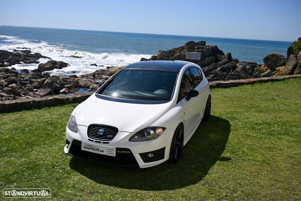SEAT Leon 2.0 TSI Cupra R - 2
