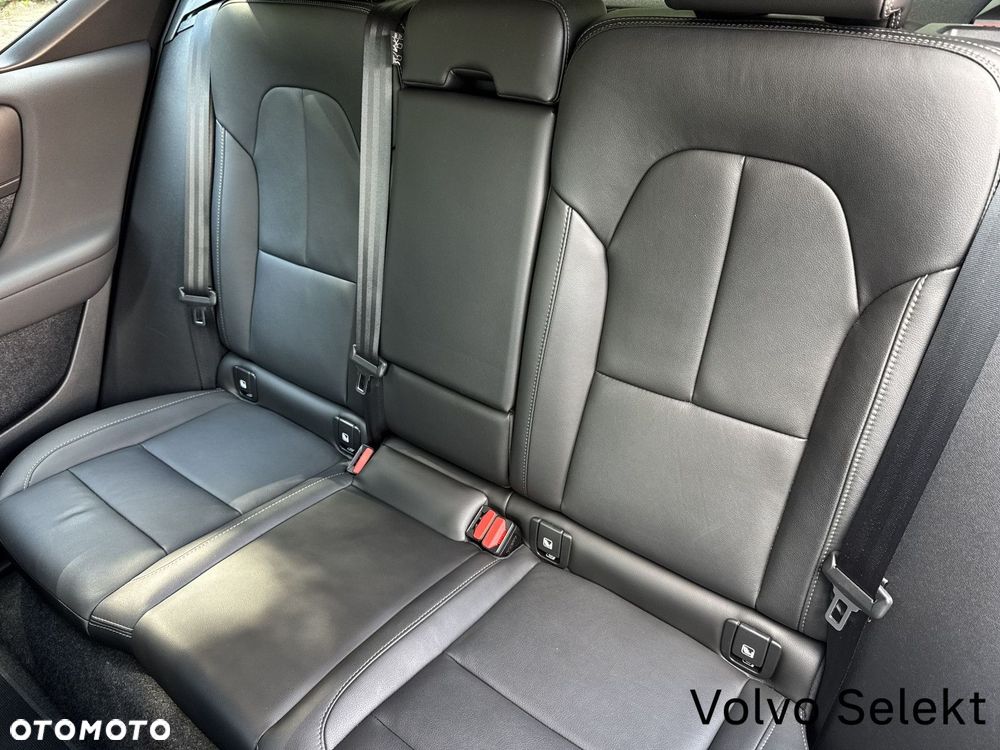 Volvo XC 40 - 11