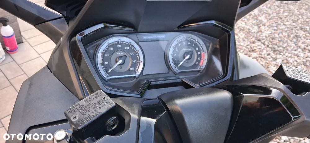Yamaha X-max - 19