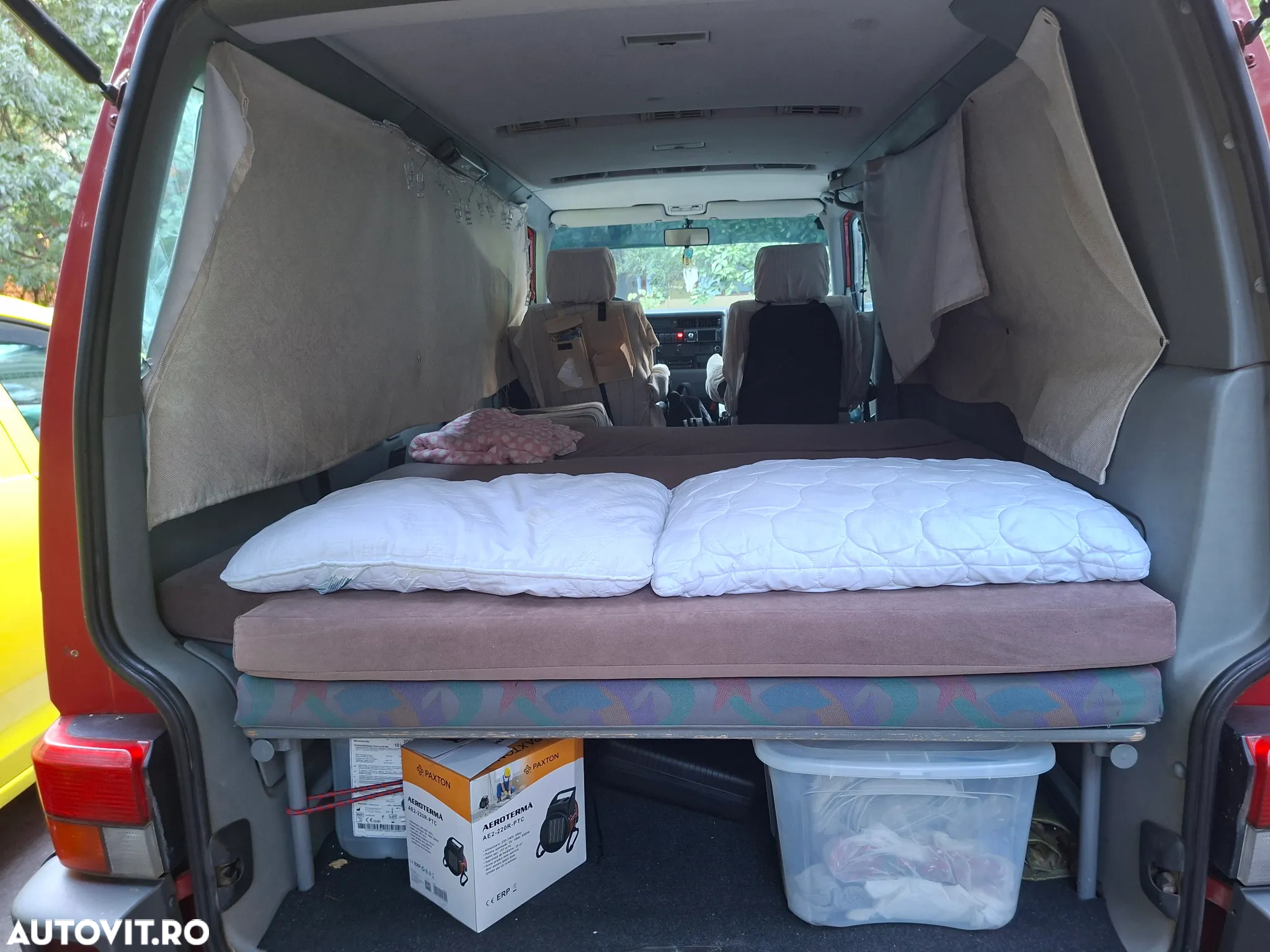 Volkswagen Multivan - 22
