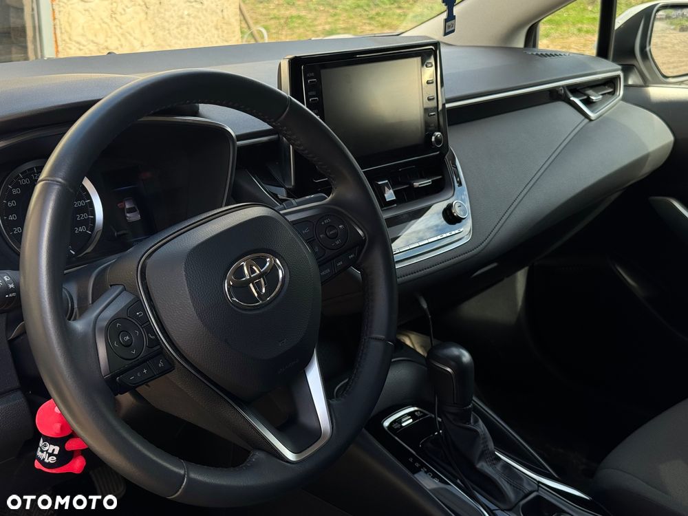 Toyota Corolla - 10