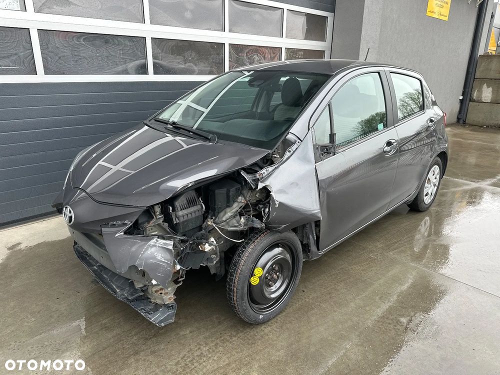Toyota Yaris 1.5 Active - 5
