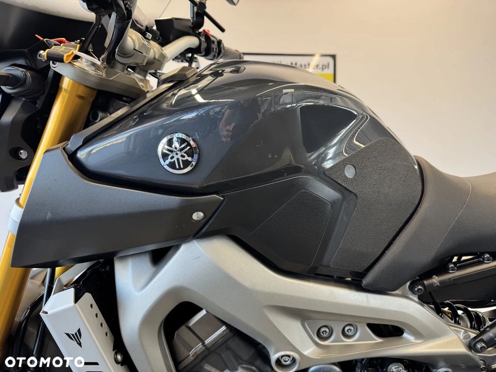 Yamaha MT - 22
