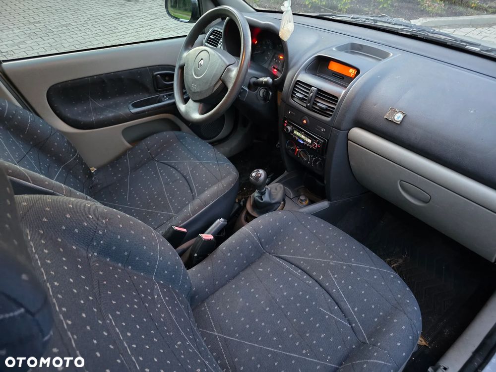 Renault Clio 1.2 16V Expression - 15