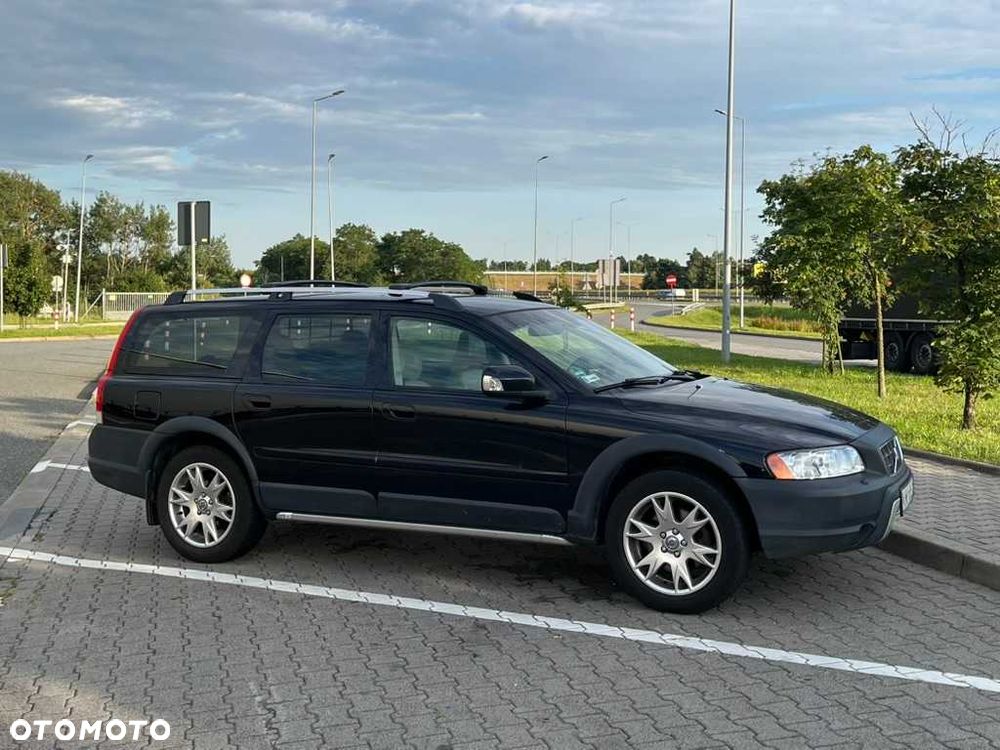 Volvo XC 70 - 1