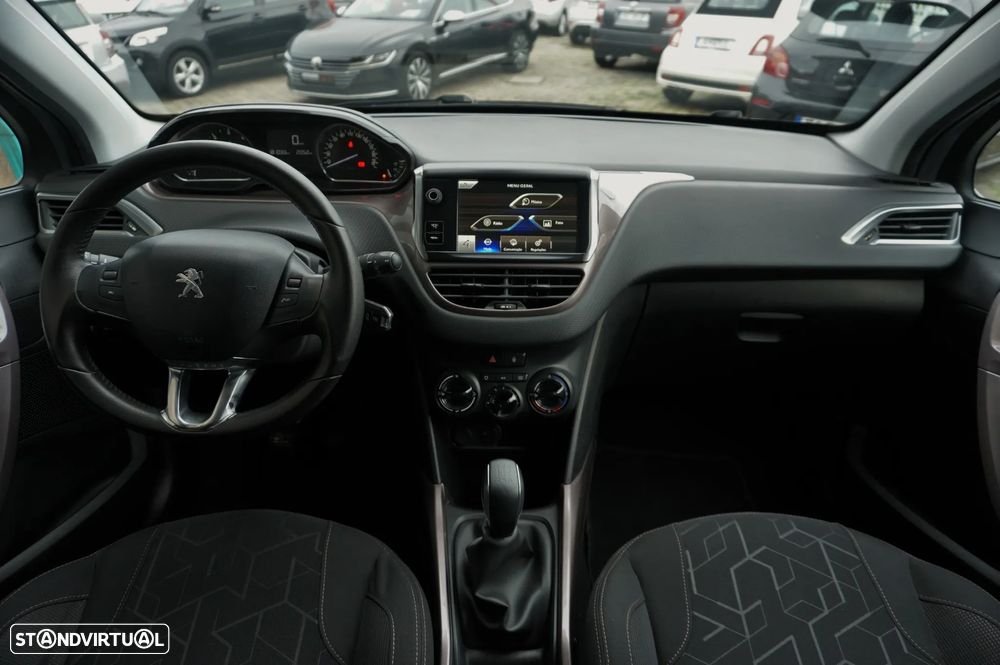 Peugeot 2008 1.4 HDi Active - 23