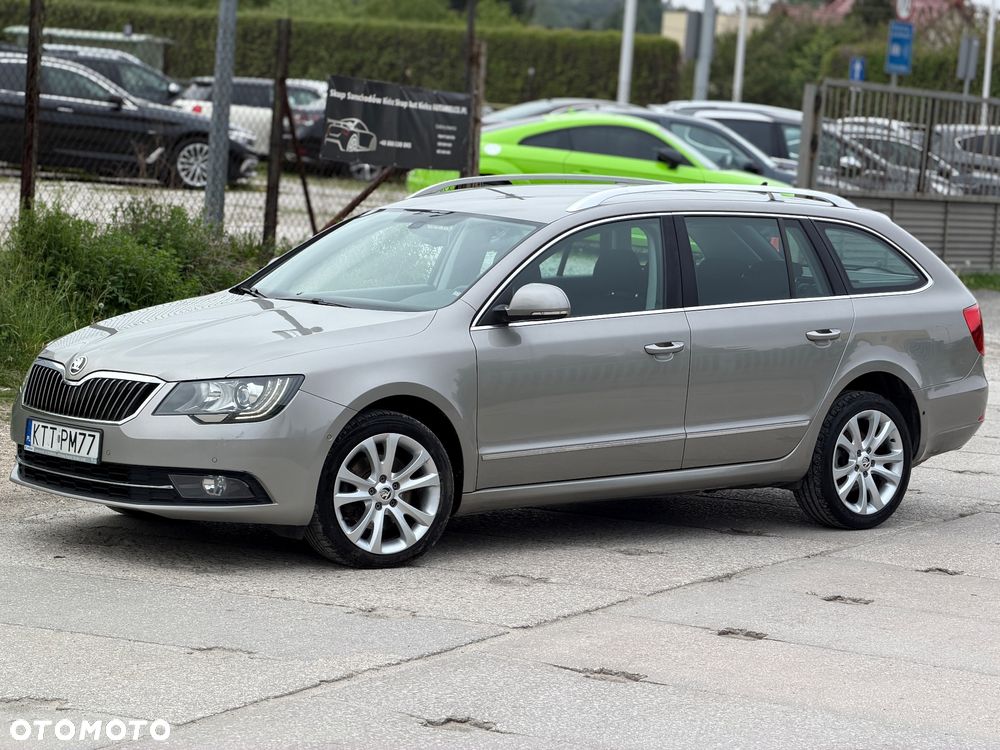 Skoda Superb 2.0 TDI Elegance DSG - 9