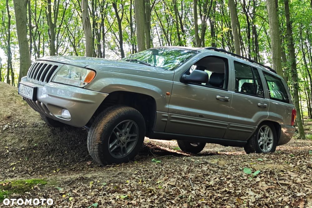 Jeep Grand Cherokee - 11
