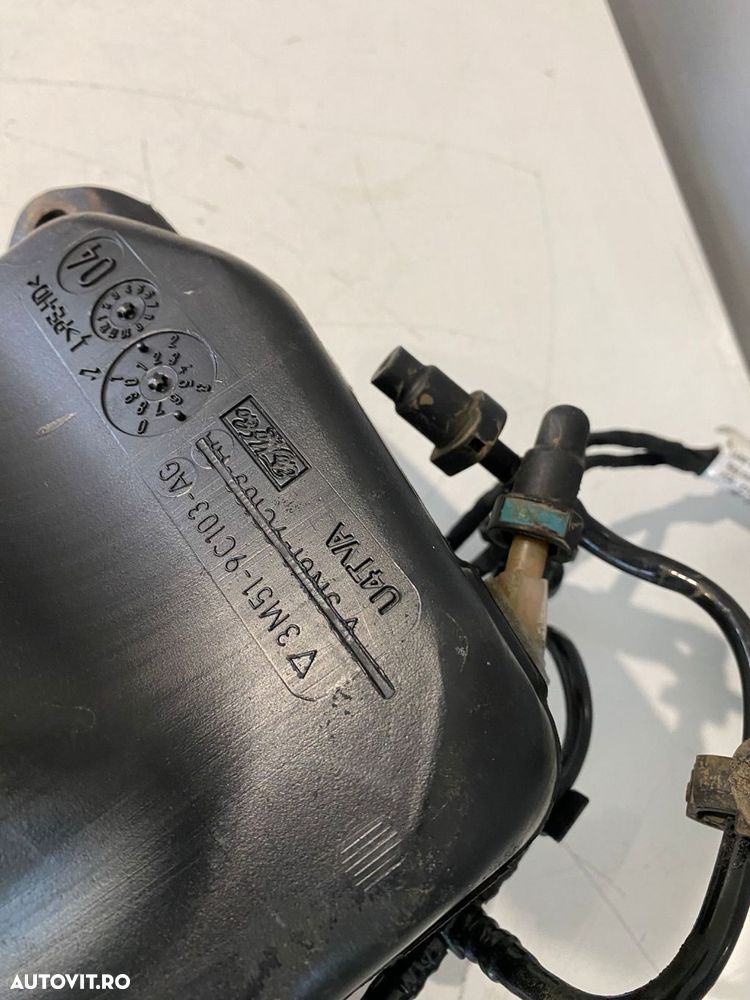 Vas filtru aditivi VOLVO S40 V50 C30 C70 3M51-9C103-AG 31303293 - 2