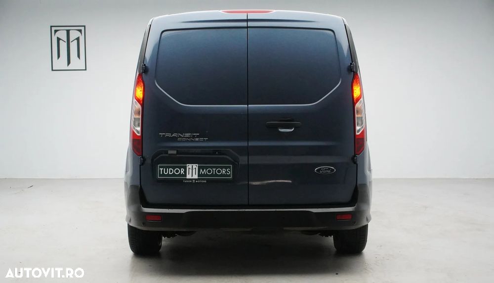 Ford Transit Connect - 7