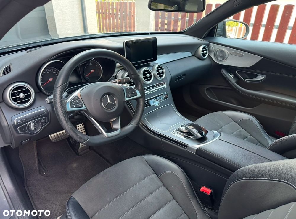 Mercedes-Benz Klasa C 250 9G-TRONIC - 28