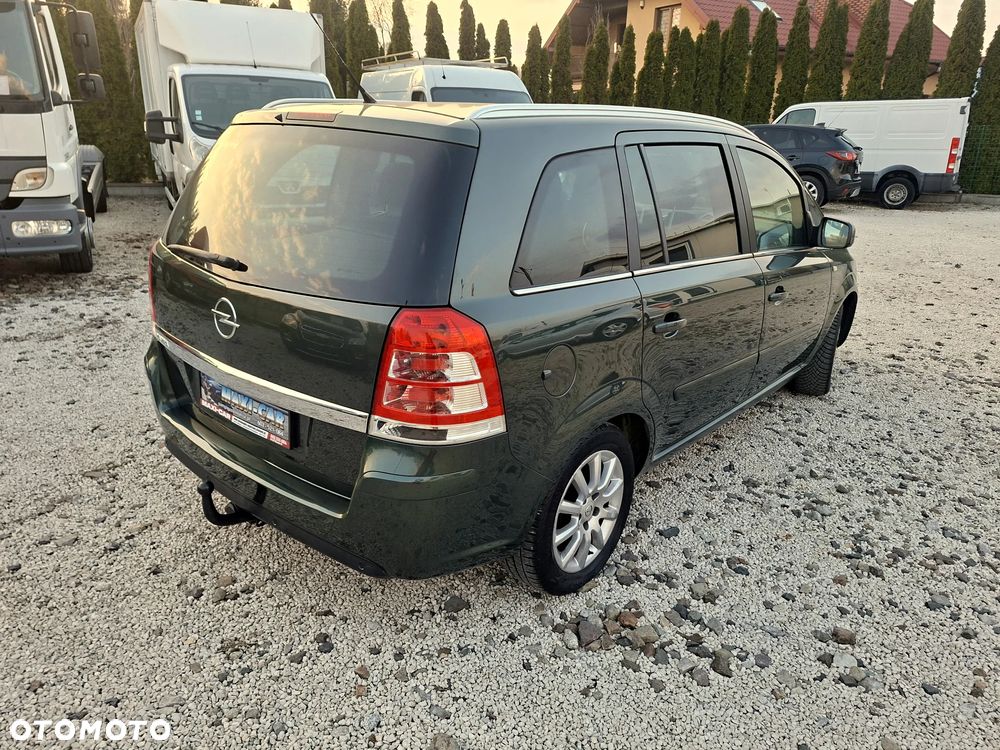Opel Zafira 1.8 Family Plus - 18