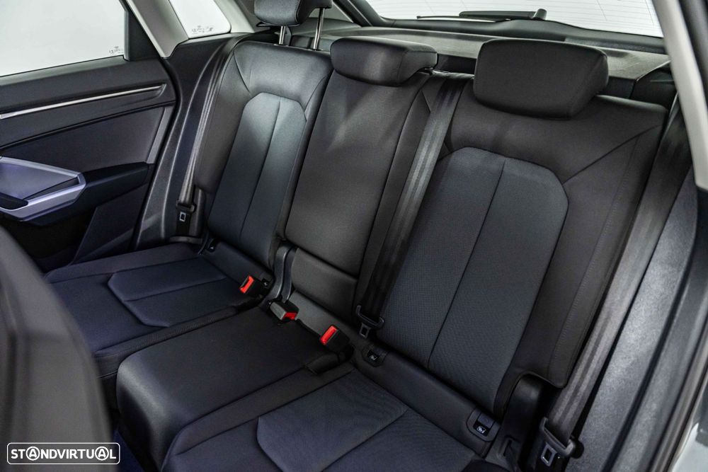 Audi Q3 45 TFSIe S tronic - 23