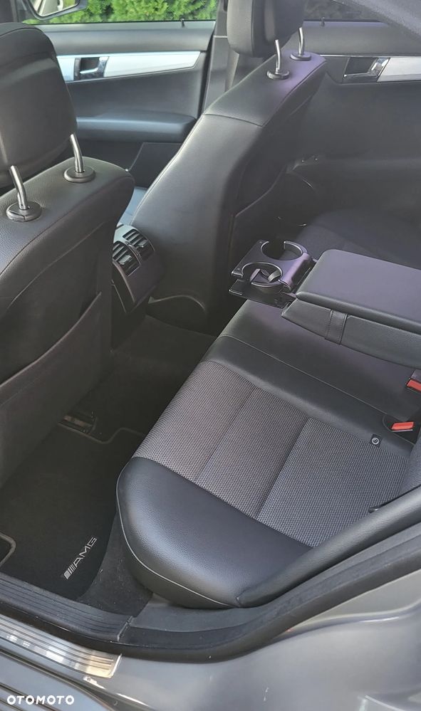 Mercedes-Benz Klasa C 280 Avantgarde - 18