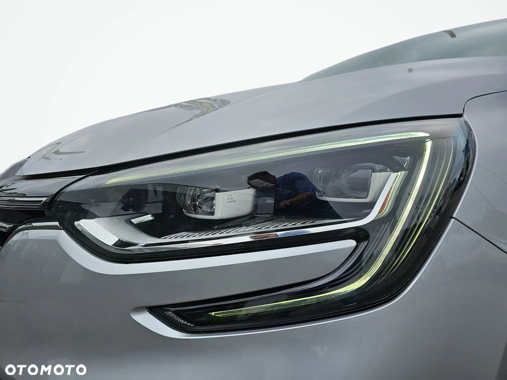 Renault Megane 1.3 TCe FAP Intens EDC - 24