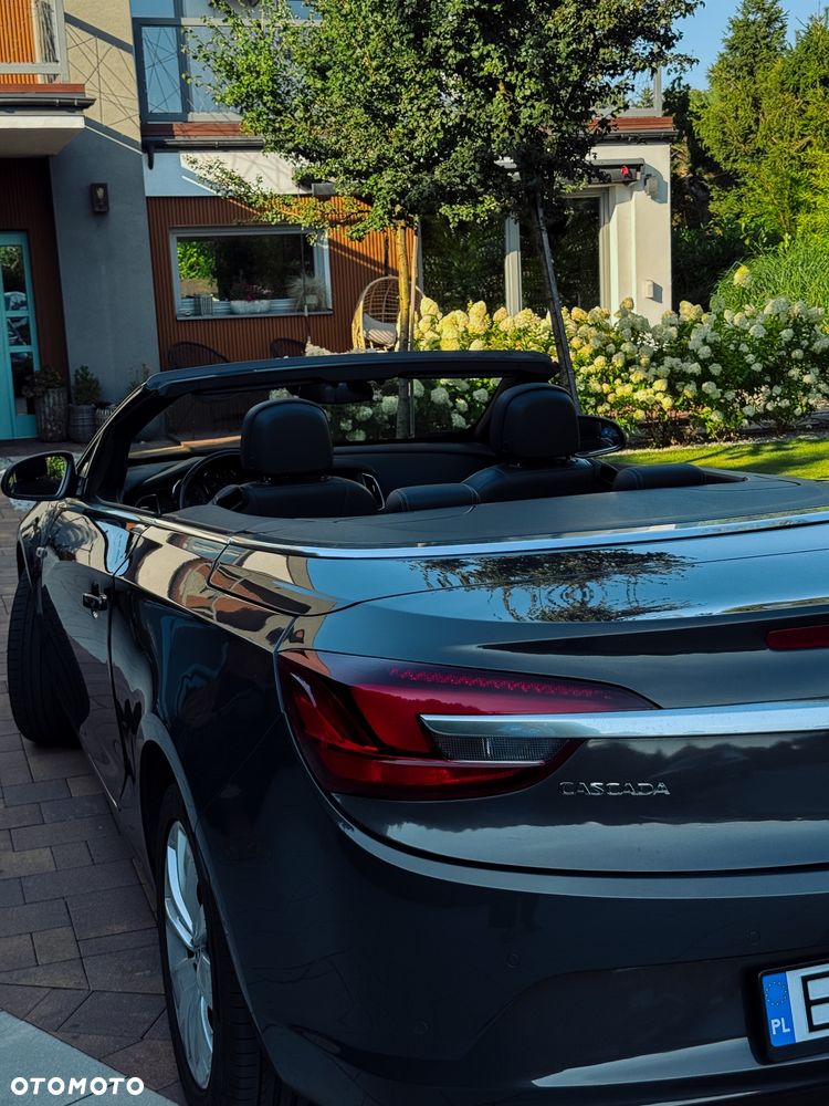 Opel Cascada 2.0 CDTI Cosmo S&S - 17