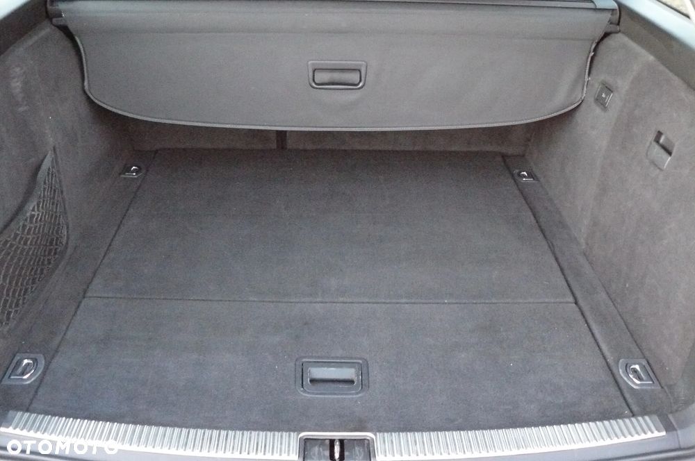 Audi A4 Avant - 30