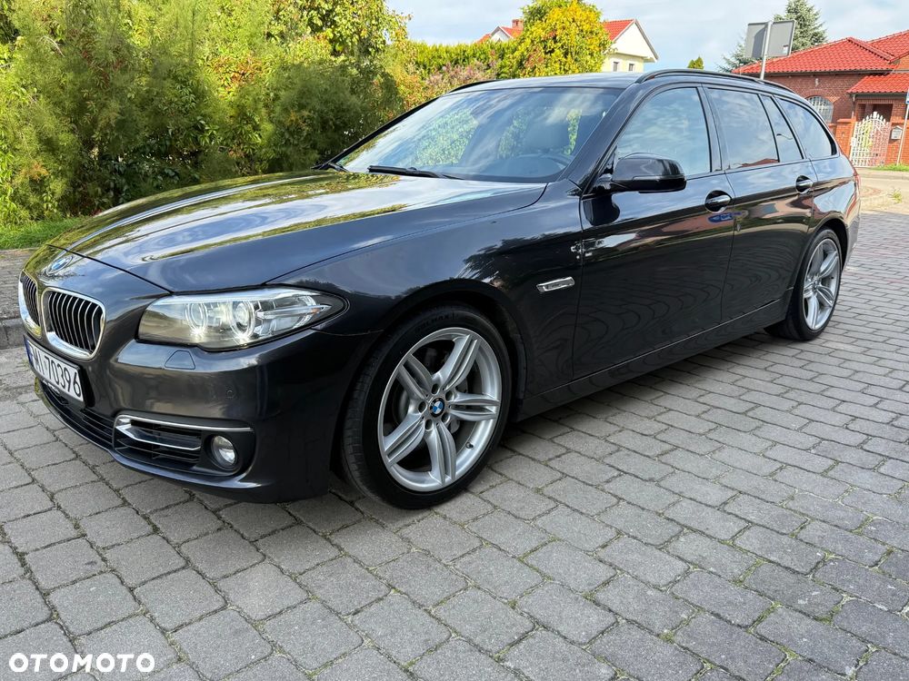BMW Seria 5 530d Touring Luxury Line - 13