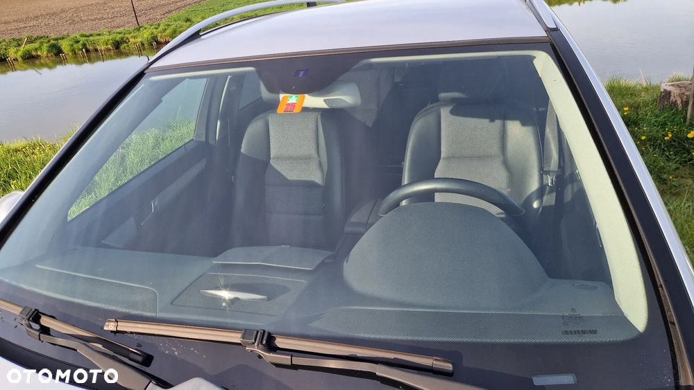 Mercedes-Benz Klasa C 200 (BlueEFFICIENCY) 7G-TRONIC Avantgarde - 29