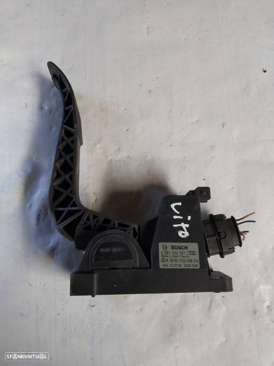 Pedal acelerador Mercedes Vito W639 2007  Ref: a 639 300 06 04 - 1