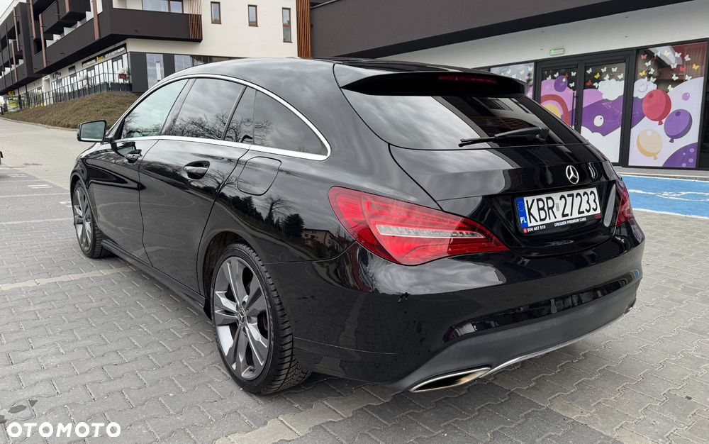 Mercedes-Benz CLA 180 7G-DCT AMG Line - 17