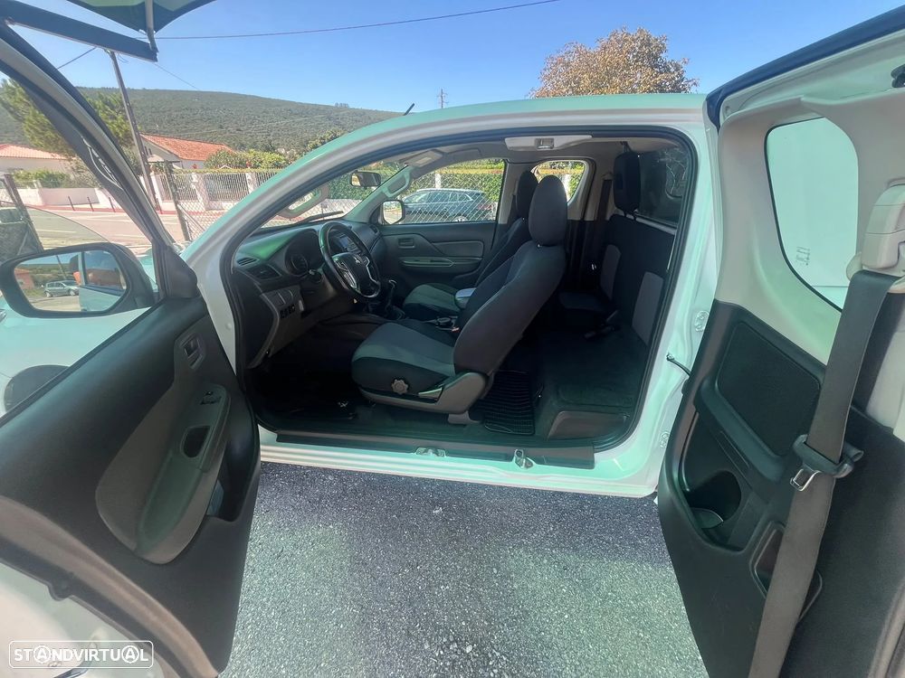 Mitsubishi L200 - 18