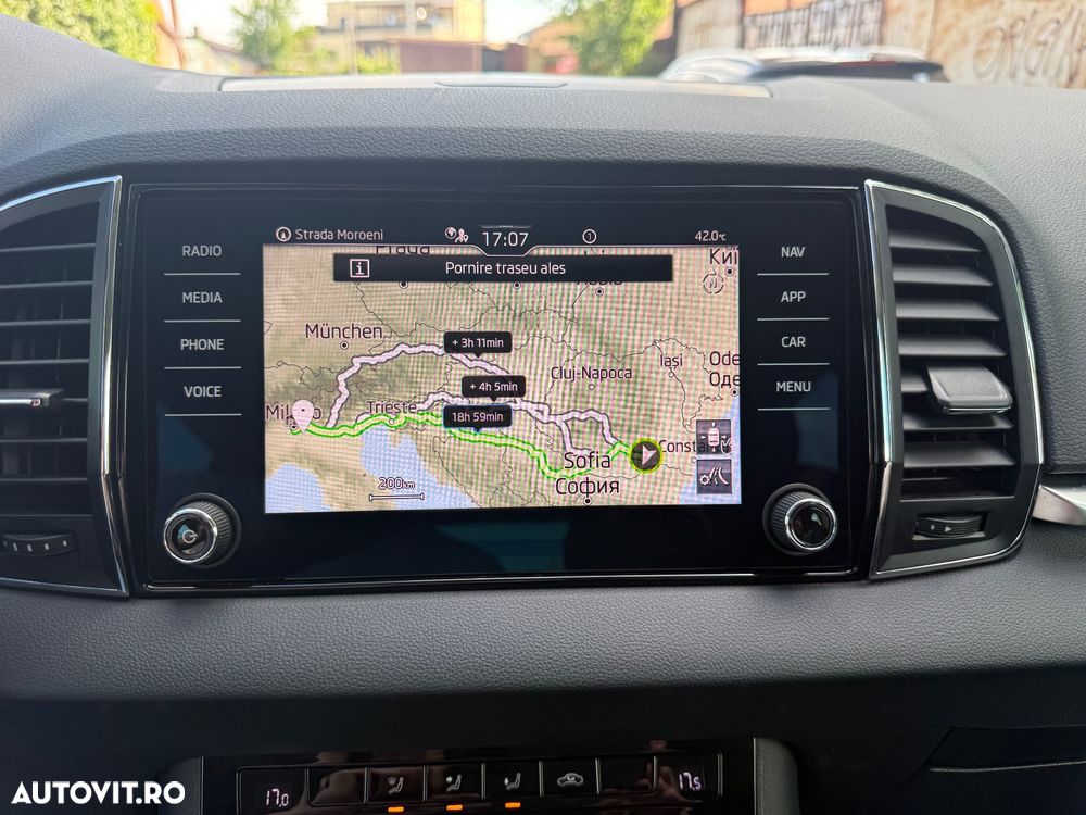 Skoda Karoq 1.6 TDI DSG Style - 30