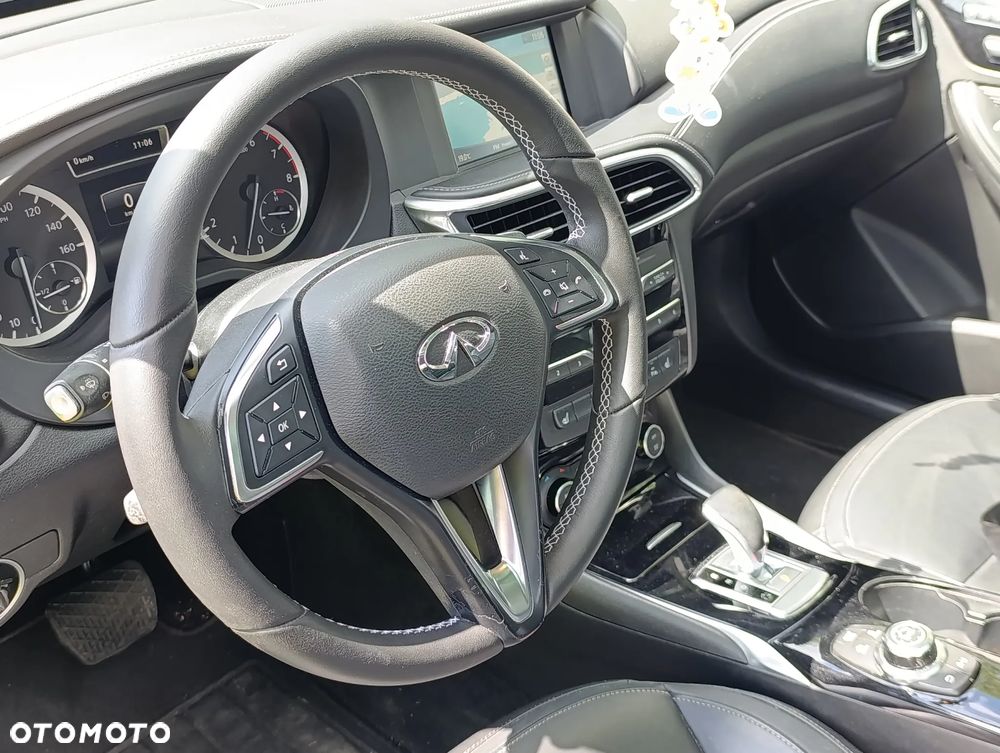 Infiniti QX30 2.0t DCT AWD Premium - 11