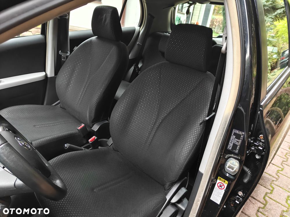 Toyota Yaris - 20
