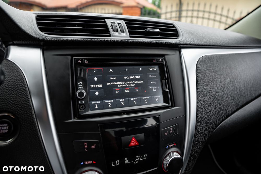 Suzuki Kizashi 2.4 4x4 CVT Sport - 33