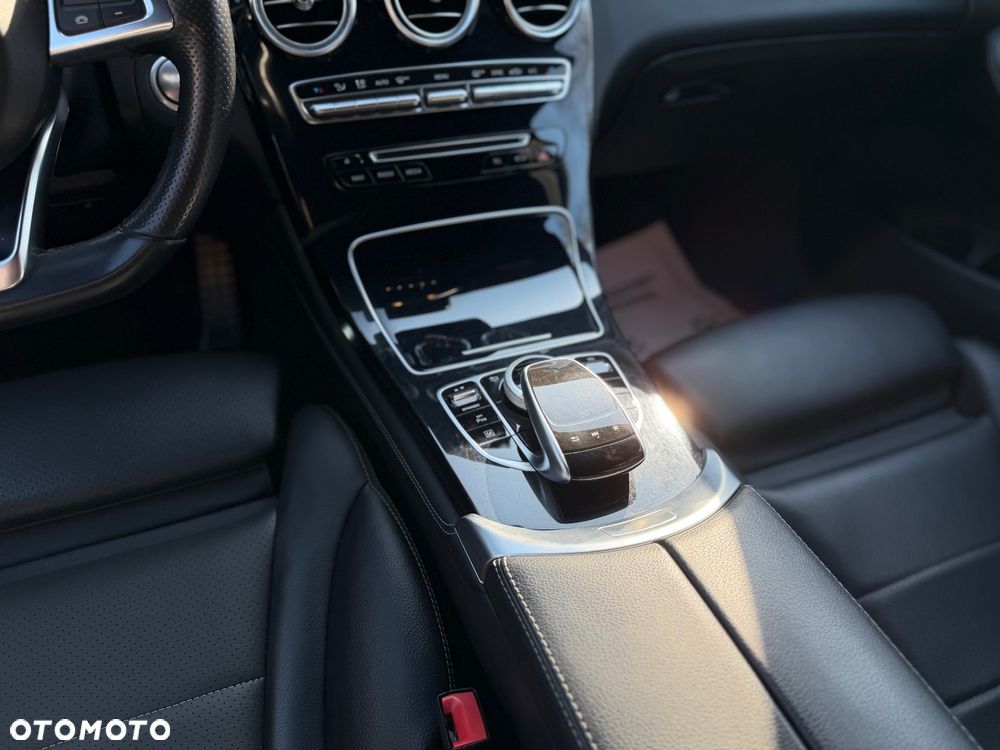 Mercedes-Benz GLC 250 4-Matic - 16