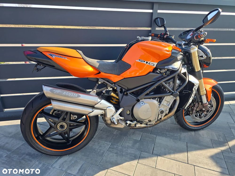 MV AGUSTA Brutale - 4