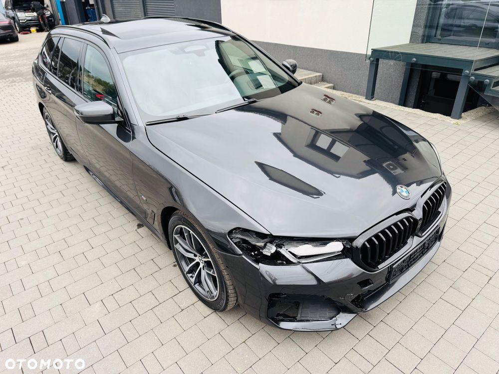 BMW Seria 5 530d xDrive mHEV M Sport sport - 5