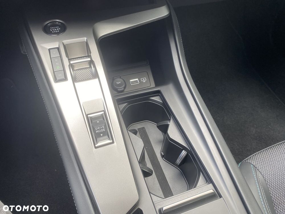 Peugeot 308 1.2 PureTech Allure Pack S&S EAT8 - 18