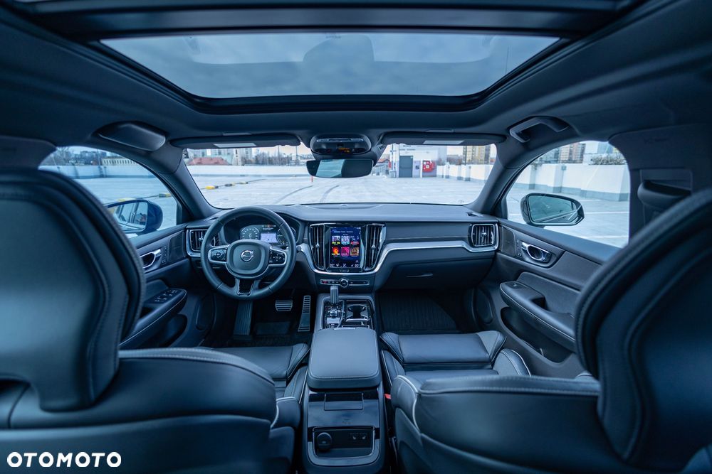 Volvo S60 T8 Recharge AWD Ultimate Dark - 16