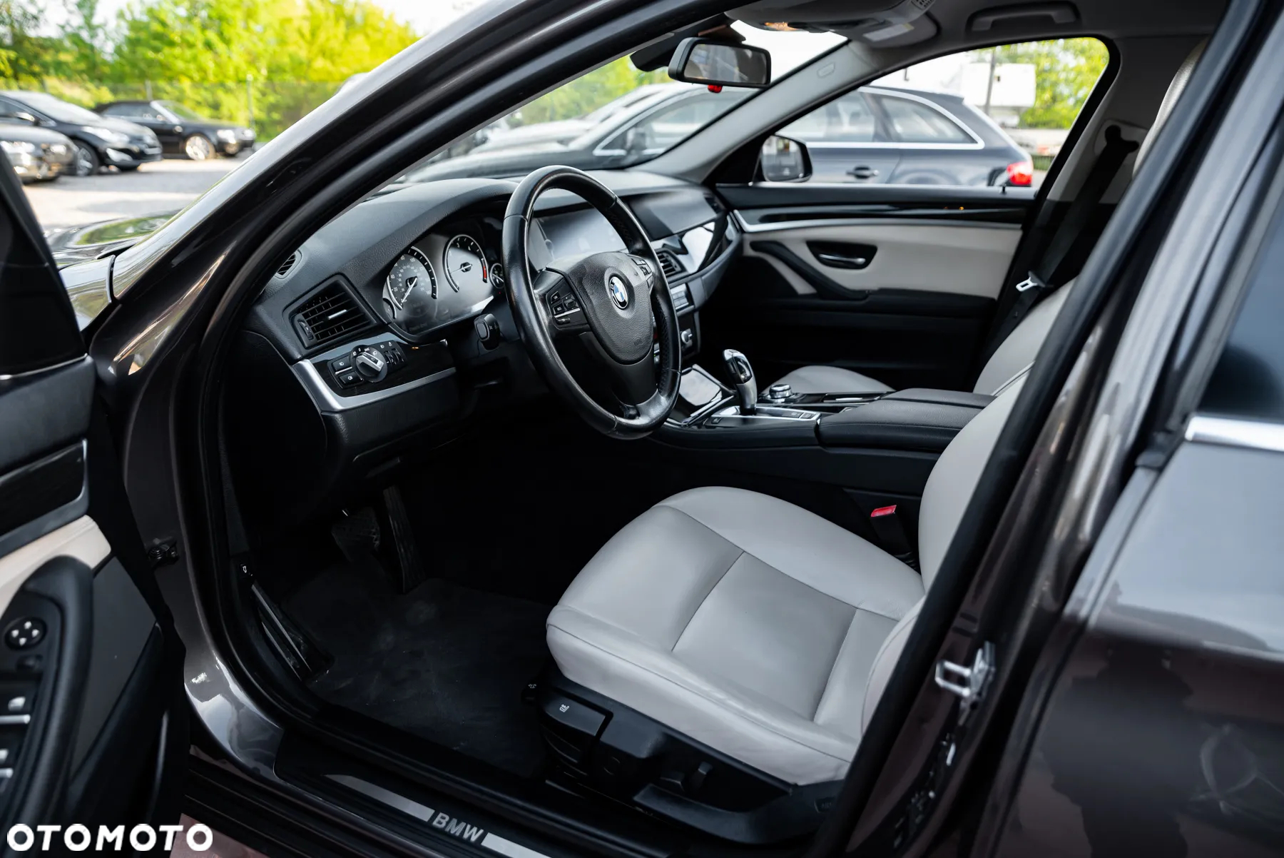 BMW Seria 5 525d Sport-Aut - 20